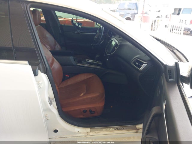 2015 Maserati Ghibli მანქანა იყიდება აუქციონზე, vin: ZAM57XSA7F1162173, აუქციონის ნომერი: 45600757