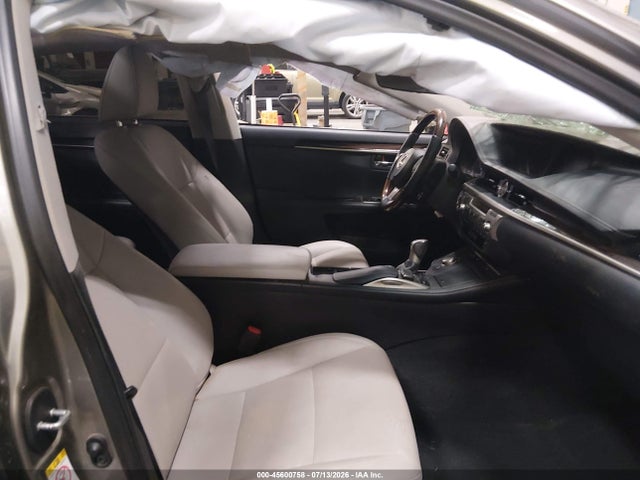 58ABK1GG0GU031963 Lexus ES 350