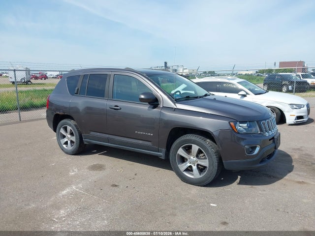 Продажа на аукционе авто 2017 Jeep Compass High Altitude, vin: 1C4NJDEB2HD110752, номер лота: 45600838