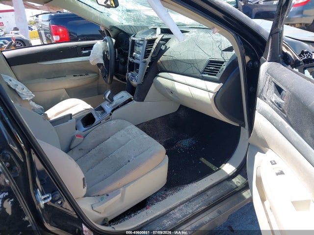 2013 Subaru Outback 2.5i მანქანა იყიდება აუქციონზე, vin: 4S4BRBAC4D3300515, აუქციონის ნომერი: 45600851