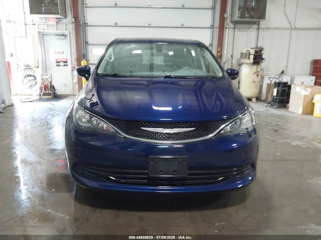 2C4RC1CG7LR245417 Chrysler Voyager Lx