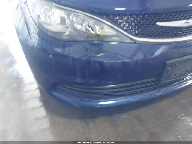 2C4RC1CG7LR245417 Chrysler Voyager Lx