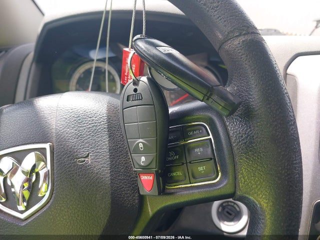 45600941 :رقم المزاد ، 1C6RR6FG9JS317177 vin ، 2018 Ram 1500 Tradesman  4x2 6'4 Box مزاد بيع