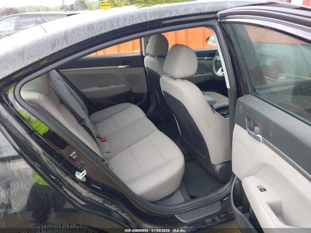 Продаж на аукціоні авто 2019 Hyundai Elantra Se, vin: 5NPD74LF5KH485861, номер лоту: 45600950
