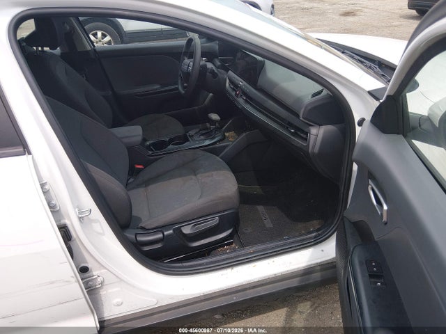 KIA K4 Lxs 2025 3KPFT4DE8SE029920 Image 5
