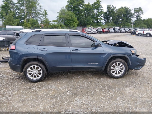 45601066 :رقم المزاد ، 1C4PJMCB2LD512579 vin ، 2020 Jeep Cherokee Latitude 4x4 مزاد بيع