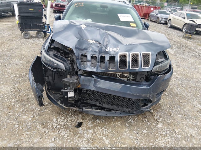 45601066 :رقم المزاد ، 1C4PJMCB2LD512579 vin ، 2020 Jeep Cherokee Latitude 4x4 مزاد بيع