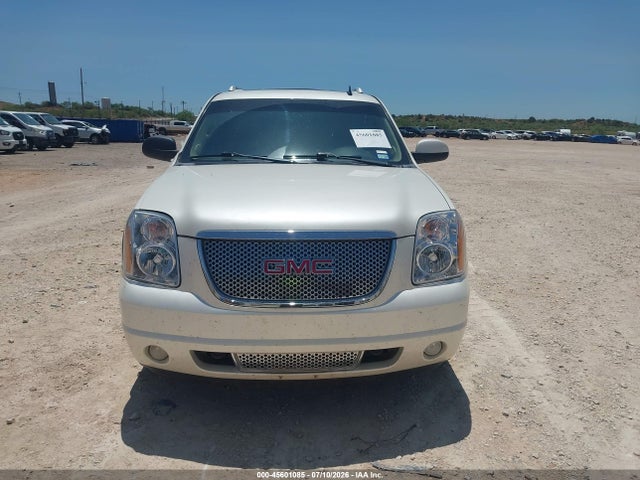Продаж на аукціоні авто 2011 Gmc Yukon Xl 1500 Denali, vin: 1GKS1MEF3BR366256, номер лоту: 45601085
