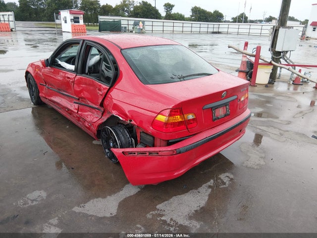 2005 Bmw 325i მანქანა იყიდება აუქციონზე, vin: WBAEV33405KW16488, აუქციონის ნომერი: 45601089