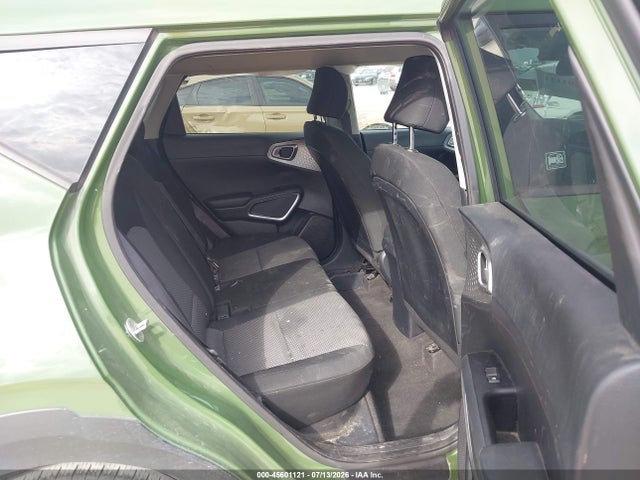 KNDJ23AU3L7041784 KIA Soul X-line