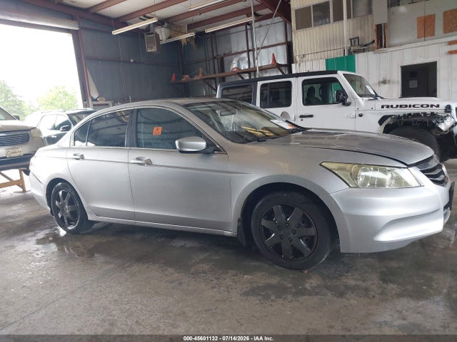 45601132 :رقم المزاد ، 1HGCP2F38CA055642 vin ، 2012 Honda Accord Sdn Lx مزاد بيع