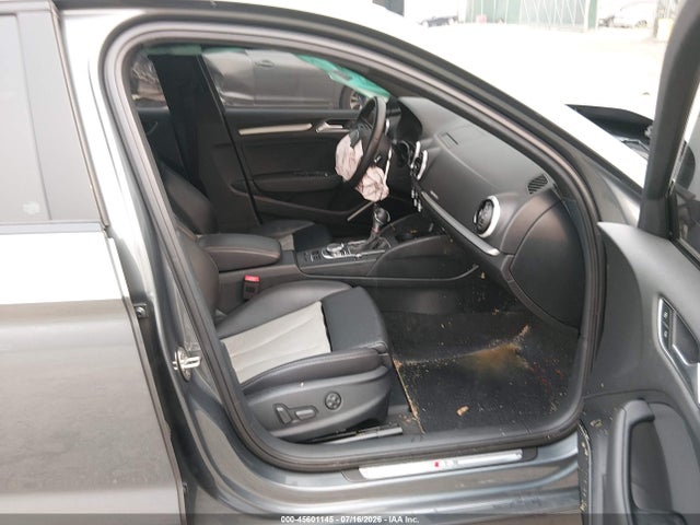 Продаж на аукціоні авто 2016 Audi S3 Premium Plus, vin: WAUB1GFF8G1069711, номер лоту: 45601145