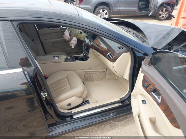 45601158 :رقم المزاد ، WDDLJ9BB7EA095287 vin ، 2014 Mercedes-benz Cls 550 4matic مزاد بيع
