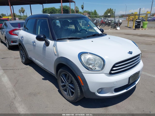 2014 Mini Countryman Cooper მანქანა იყიდება აუქციონზე, vin: WMWZB3C50EWR38155, აუქციონის ნომერი: 45601195