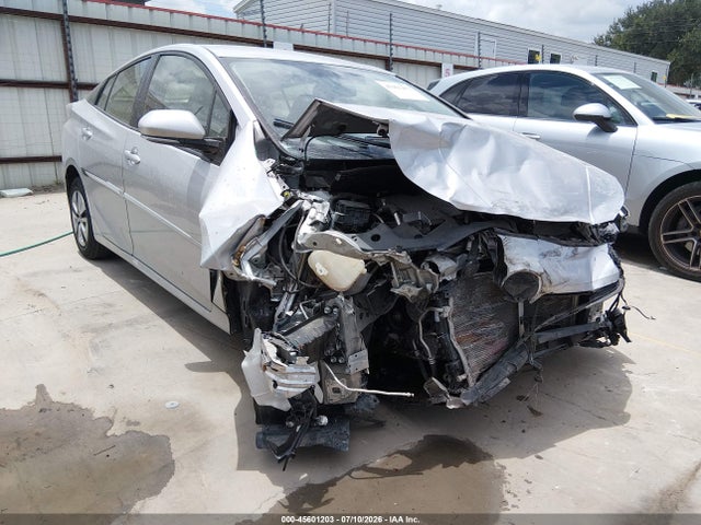 2016 Toyota Prius Three მანქანა იყიდება აუქციონზე, vin: JTDKARFU8G3505961, აუქციონის ნომერი: 45601203
