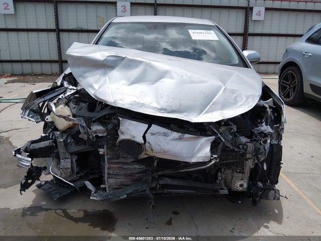 2016 Toyota Prius Three მანქანა იყიდება აუქციონზე, vin: JTDKARFU8G3505961, აუქციონის ნომერი: 45601203