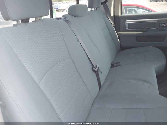 45601293 :رقم المزاد ، 1C6RR7TT4KS655062 vin ، 2019 Ram 1500 Classic Slt  4x4 6'4 Box مزاد بيع