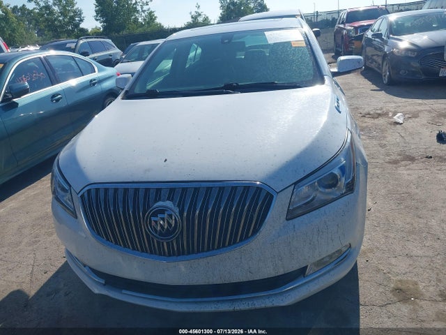 45601300 :رقم المزاد ، 1G4GB5G32GF258674 vin ، 2016 Buick Lacrosse مزاد بيع