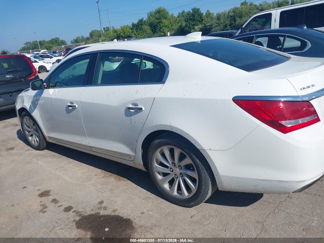 45601300 :رقم المزاد ، 1G4GB5G32GF258674 vin ، 2016 Buick Lacrosse مزاد بيع