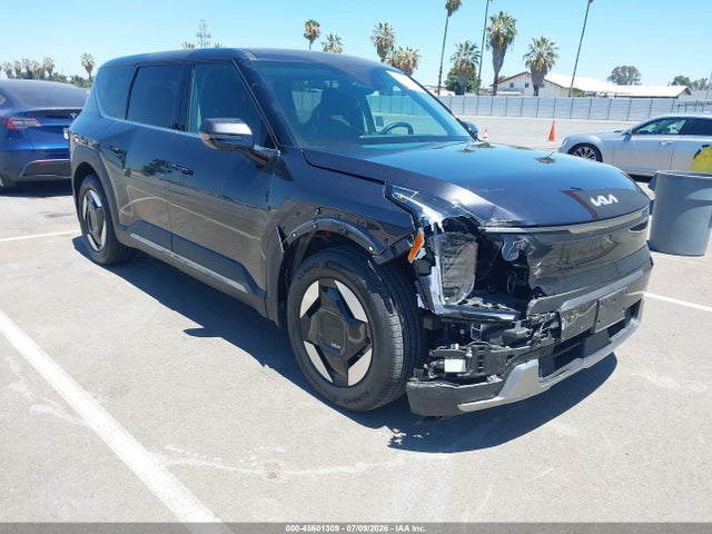 KIA Ev9 Light Long Range 2026 5XYAB5S13TG014362 main image
