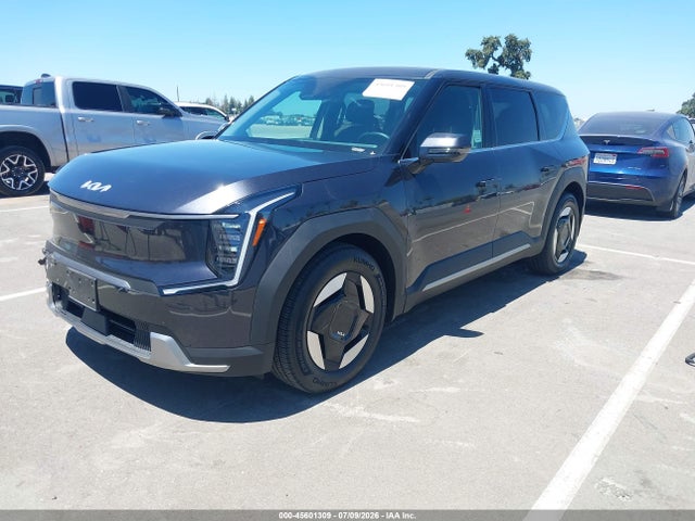 KIA Ev9 Light Long Range 2026 5XYAB5S13TG014362 Image 2