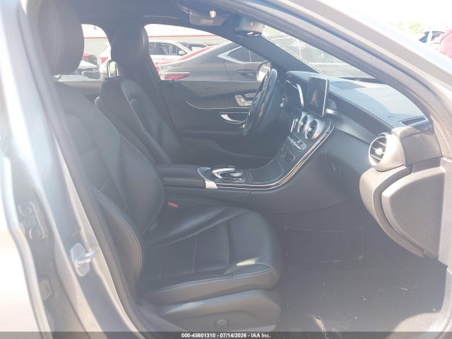 2016 Mercedes-benz C 300 Sport 4matic მანქანა იყიდება აუქციონზე, vin: 55SWF4KB0GU133012, აუქციონის ნომერი: 45601310