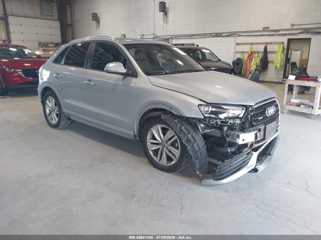 45601345 :رقم المزاد ، WA1ECCFSXJR032842 vin ، 2018 Audi Q3 2.0t Premium/2.0t Sport Premium مزاد بيع