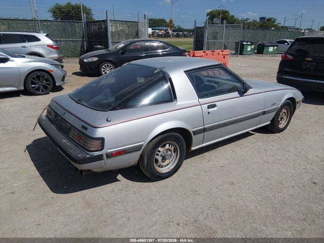 Продаж на аукціоні авто 1981 Mazda Rx7, vin: JM1FB3311B0526327, номер лоту: 45601397