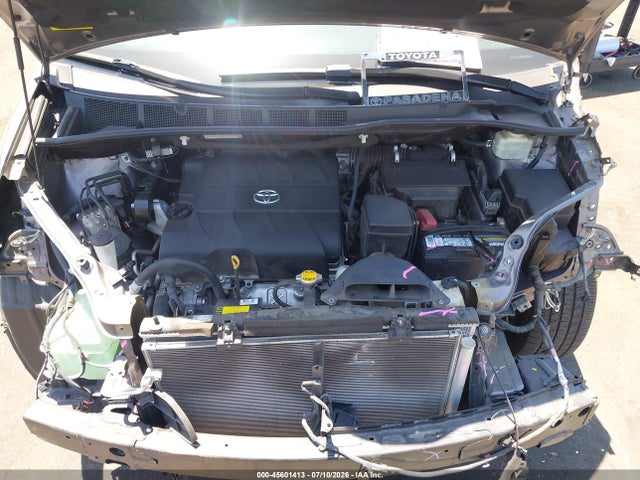 5TDKK3DCXGS732054 Toyota Sienna Le 8 Passenger