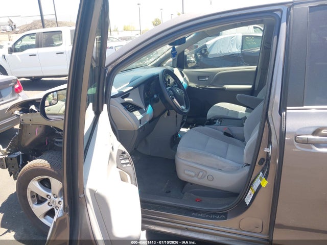 5TDKK3DCXGS732054 Toyota Sienna Le 8 Passenger