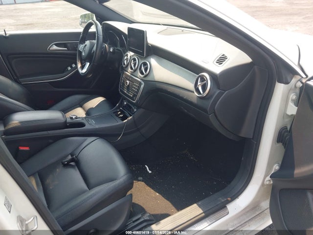 Продаж на аукціоні авто 2015 Mercedes-benz Cla 250, vin: WDDSJ4EB3FN193754, номер лоту: 45601419