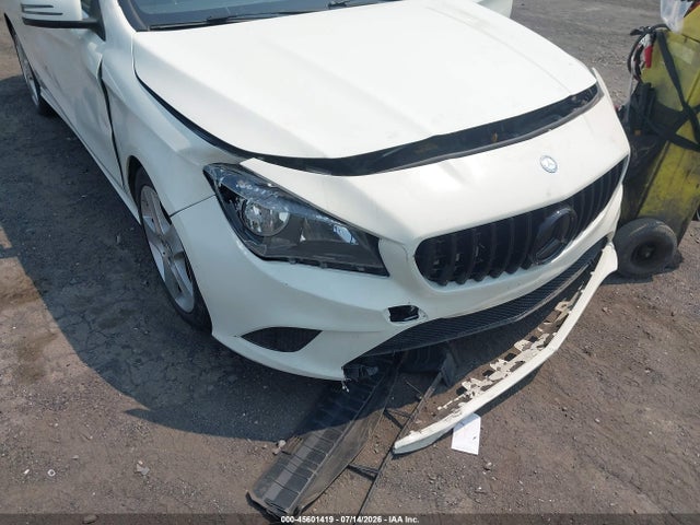Продаж на аукціоні авто 2015 Mercedes-benz Cla 250, vin: WDDSJ4EB3FN193754, номер лоту: 45601419