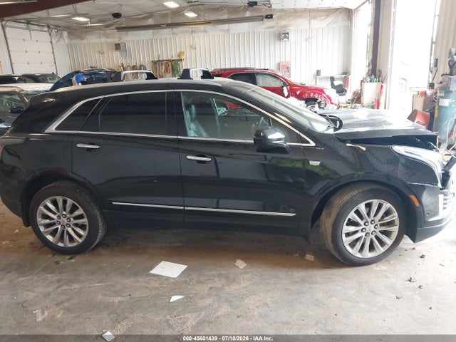 45601439 :رقم المزاد ، 1GYKNGRS2JZ135477 vin ، 2018 Cadillac Xt5 Platinum مزاد بيع