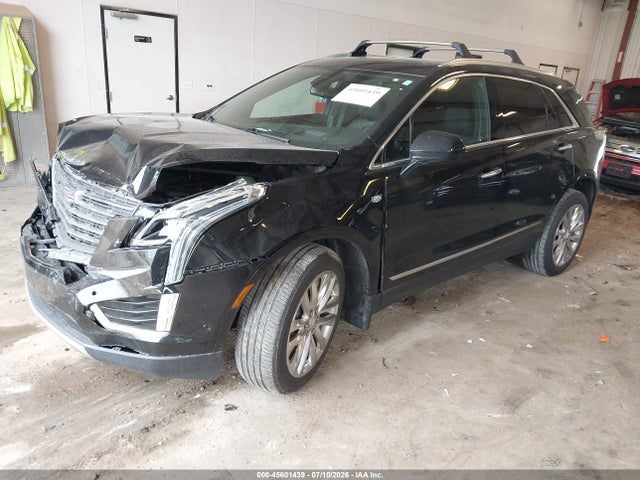 45601439 :رقم المزاد ، 1GYKNGRS2JZ135477 vin ، 2018 Cadillac Xt5 Platinum مزاد بيع