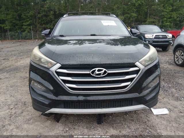 45601455 :رقم المزاد ، KM8J33A28HU311009 vin ، 2017 Hyundai Tucson Sport مزاد بيع