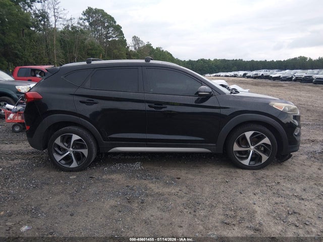 45601455 :رقم المزاد ، KM8J33A28HU311009 vin ، 2017 Hyundai Tucson Sport مزاد بيع