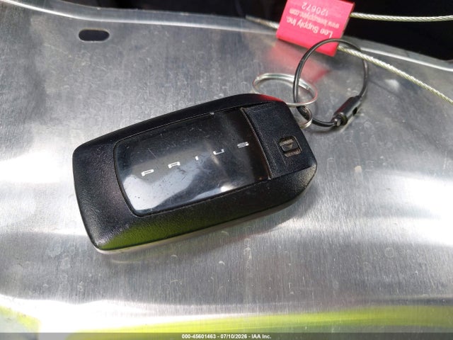 Toyota Prius Le 2025 JTDACAAU9S3051114 Image 11