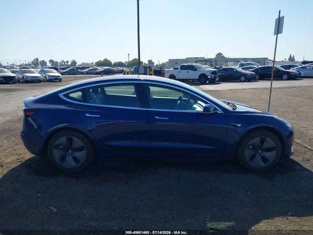 Продаж на аукціоні авто 2018 Tesla Model 3 Long Range/mid Range, vin: 5YJ3E1EA9JF022894, номер лоту: 45601465
