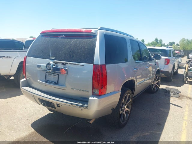 Продаж на аукціоні авто 2011 Cadillac Escalade Premium, vin: 1GYS4CEF8BR387885, номер лоту: 45601483