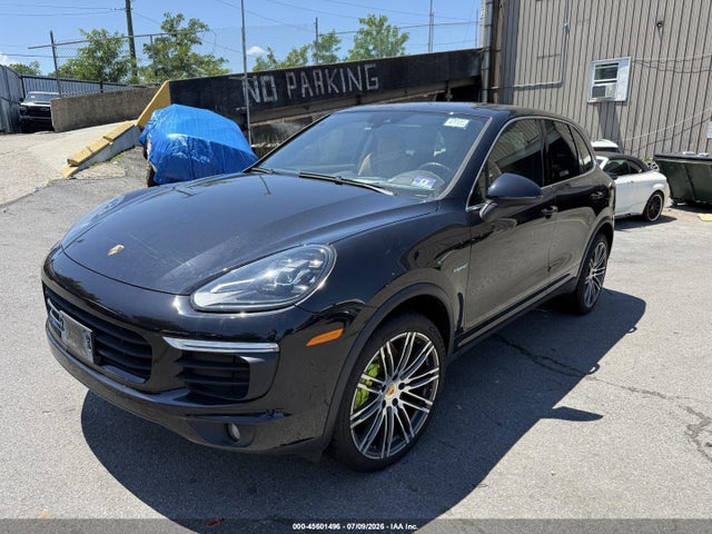 Продажа на аукционе авто 2015 Porsche Cayenne E-hybrid S, vin: WP1AE2A24FLA52030, номер лота: 45601496
