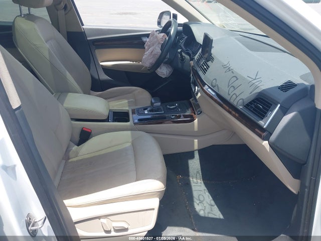 2020 Audi Q5 Premium 45 Tfsi Quattro S Tronic/titanium Premium 45 Tfsi Quattro S Tronic მანქანა იყიდება აუქციონზე, vin: WA1ANAFY8L2040693, აუქციონის ნომერი: 45601527