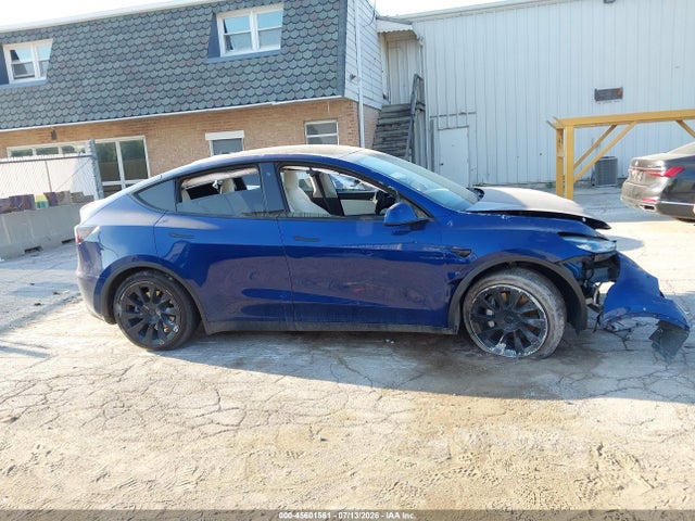 5YJYGDEE5LF040123 Tesla Model Y Long Range Dual Motor All-wheel Drive