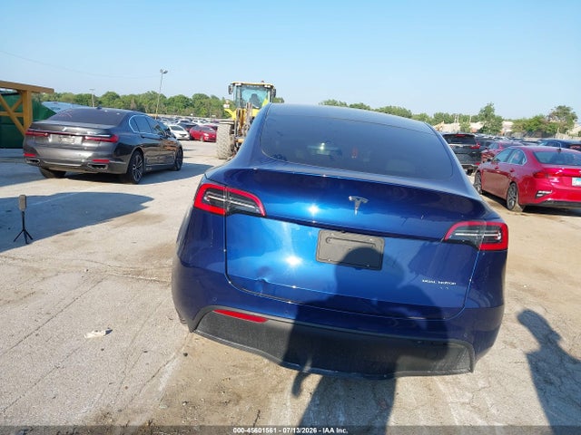 5YJYGDEE5LF040123 Tesla Model Y Long Range Dual Motor All-wheel Drive