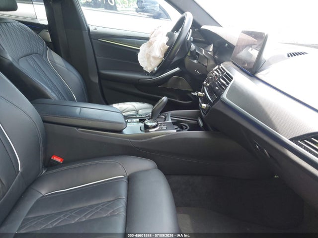 45601588 :رقم المزاد ، WBA13BK0XNCH90465 vin ، 2022 Bmw M550 I Xdrive مزاد بيع