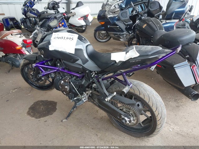 Yamaha FZ07 2015 JYARM06E9FA005209 Image 3