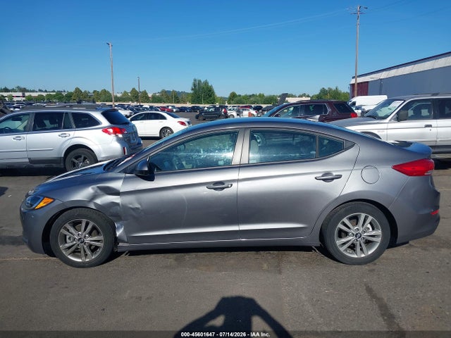 5NPD84LF2JH297648 Hyundai ELANTRA SEL