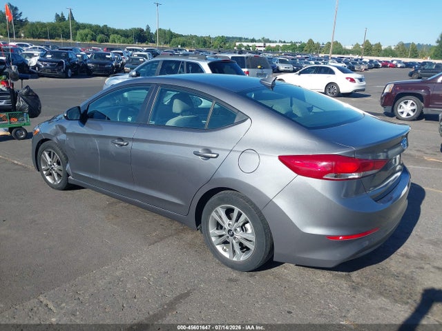5NPD84LF2JH297648 Hyundai ELANTRA SEL