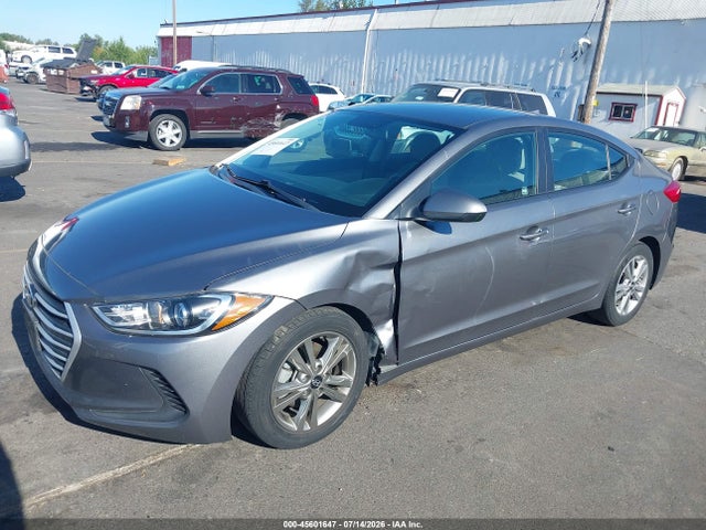 5NPD84LF2JH297648 Hyundai ELANTRA SEL