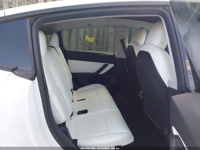 45601668 :رقم المزاد ، 5YJYGAEE8MF115784 vin ، 2021 Tesla Model Y Long Range Dual Motor All-wheel Drive مزاد بيع