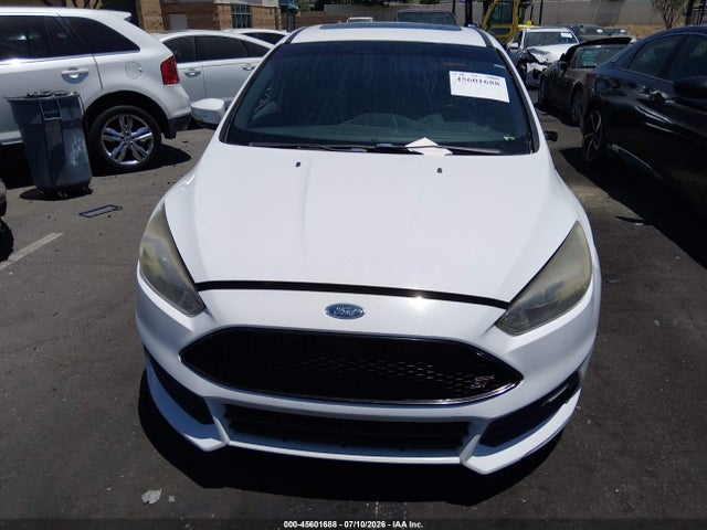 Ford FOCUS ST 2016 1FADP3L99GL212984 Image 12